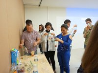 Extracci&oacute;n de ADN de fresa, pr&aacute;ctica dirigida por el Dr. Alfedo Hidalgo.