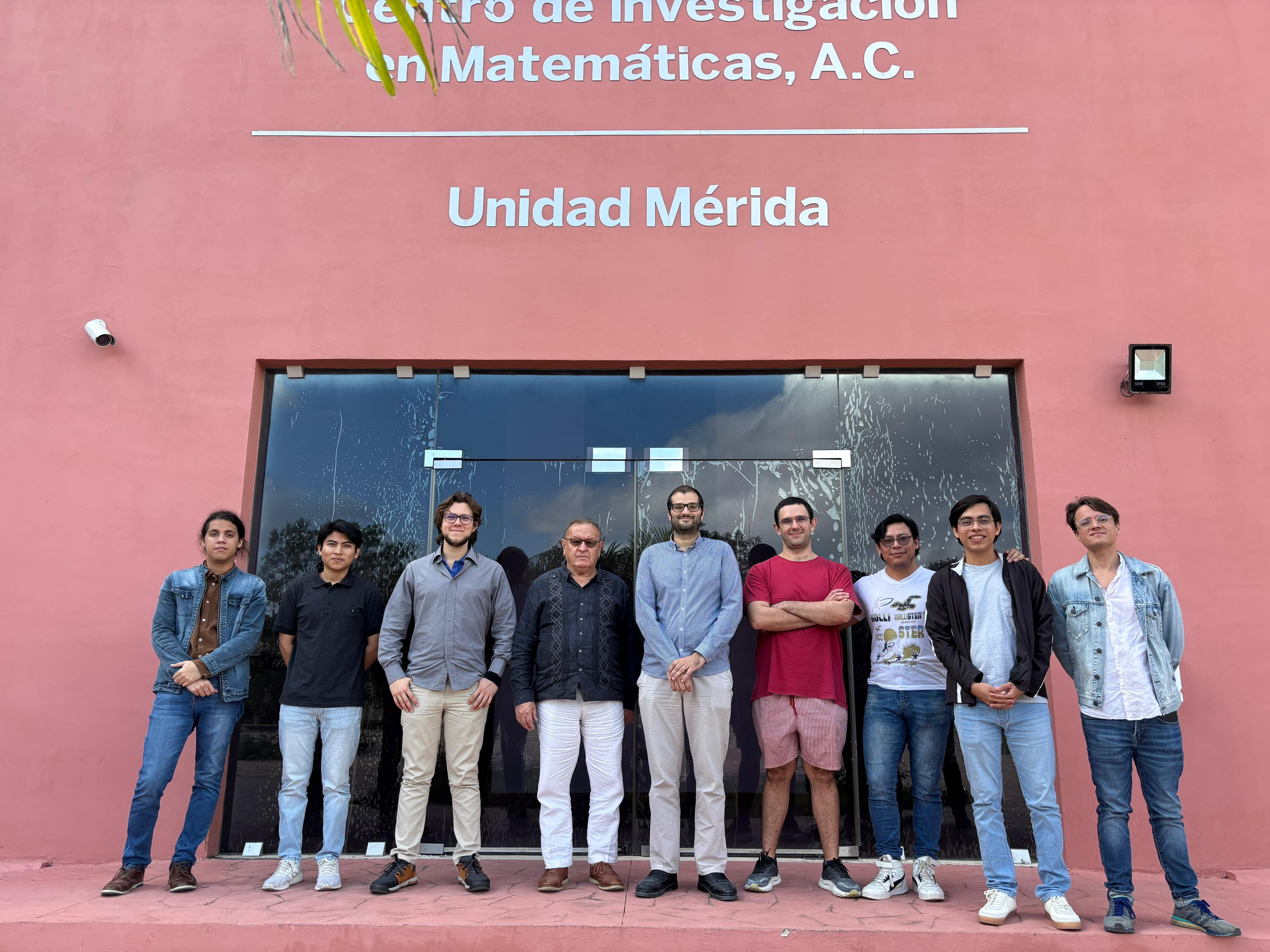 Grupo en diciembre 2024