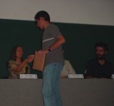 Recibiendo obsequio (2)